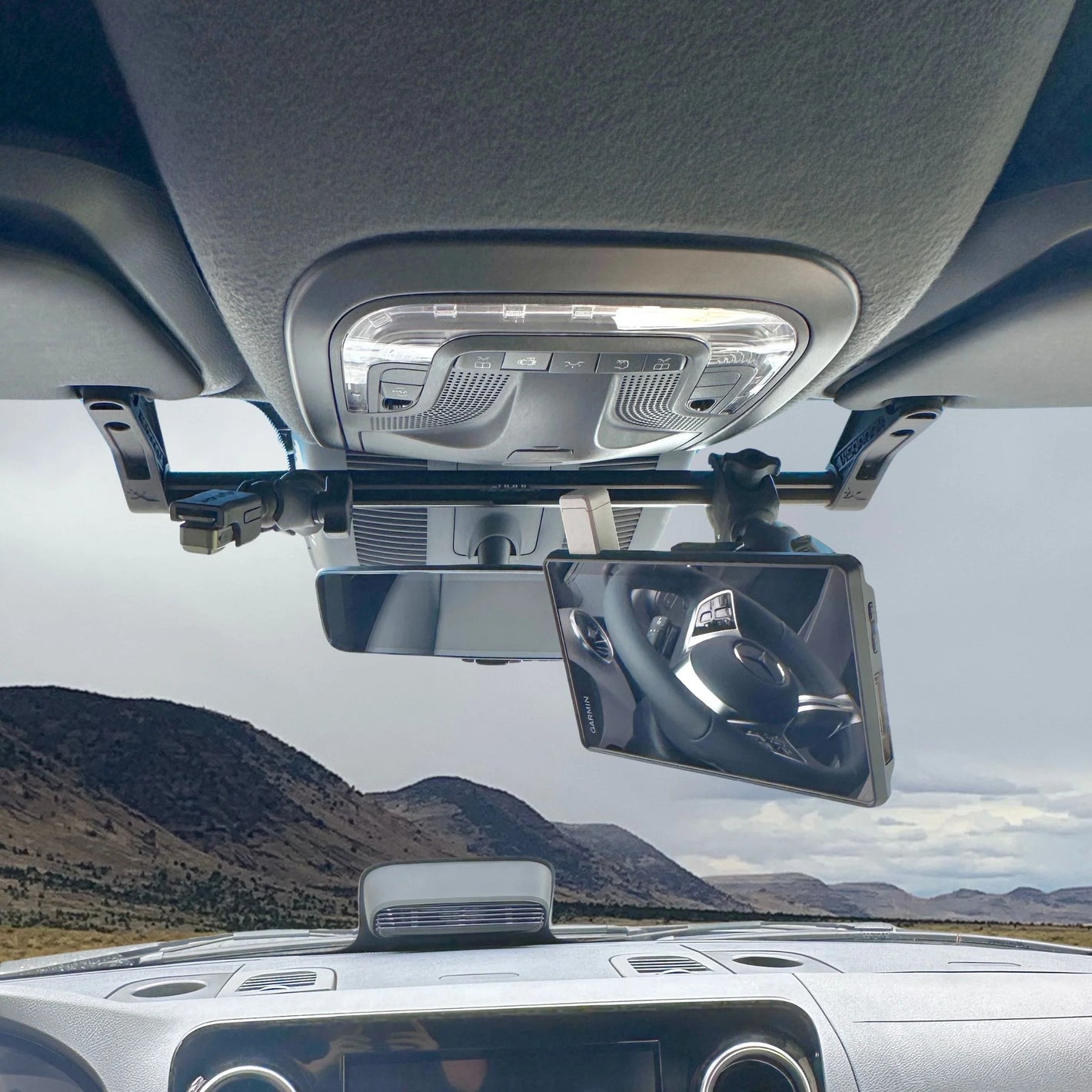 Sprinter Van Visor Tube Mount for Navigation Devices and Accessories – TERRA X Visordok TubeTrak