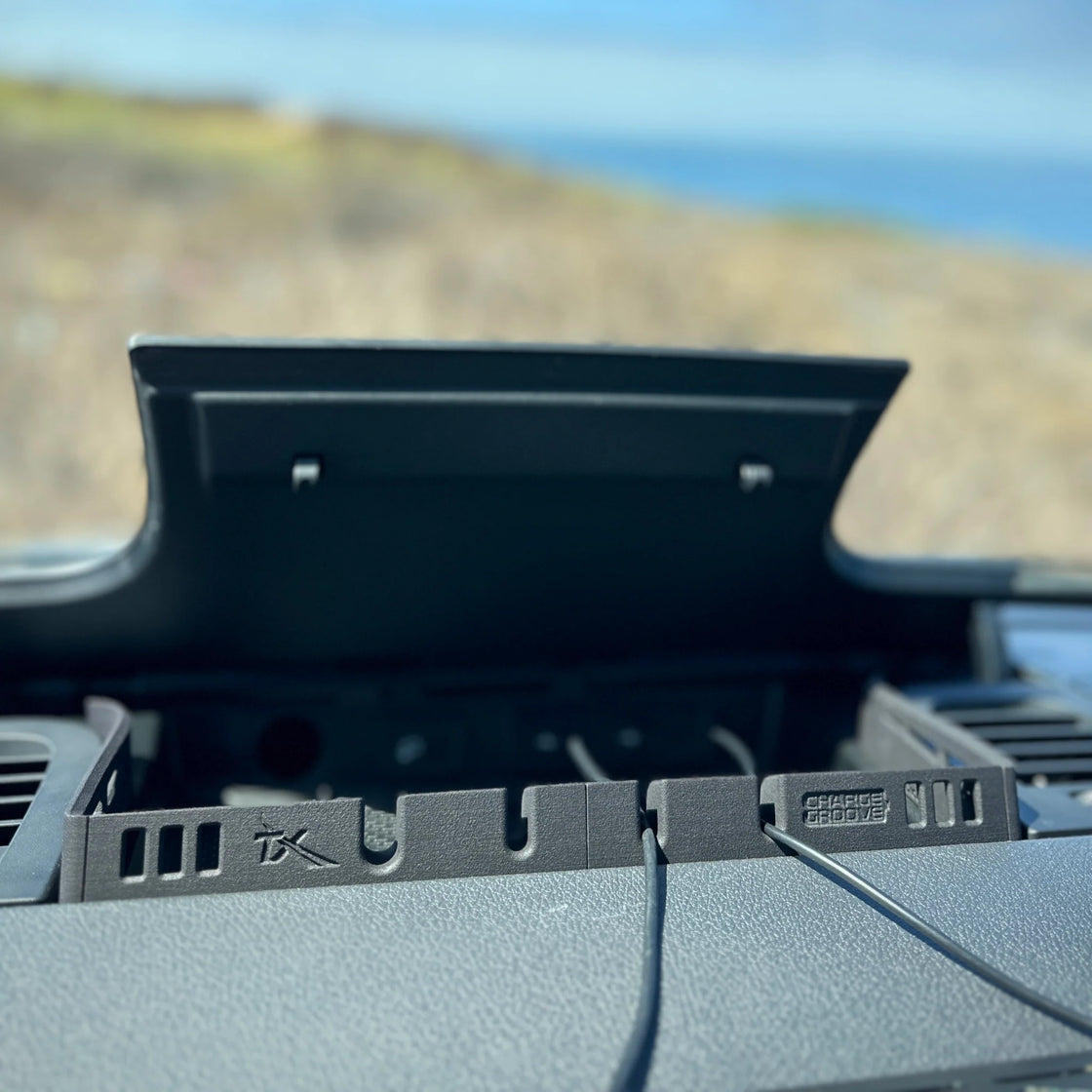Mercedes Sprinter Dash Console Cable Organizer - CHARGE GROOVE