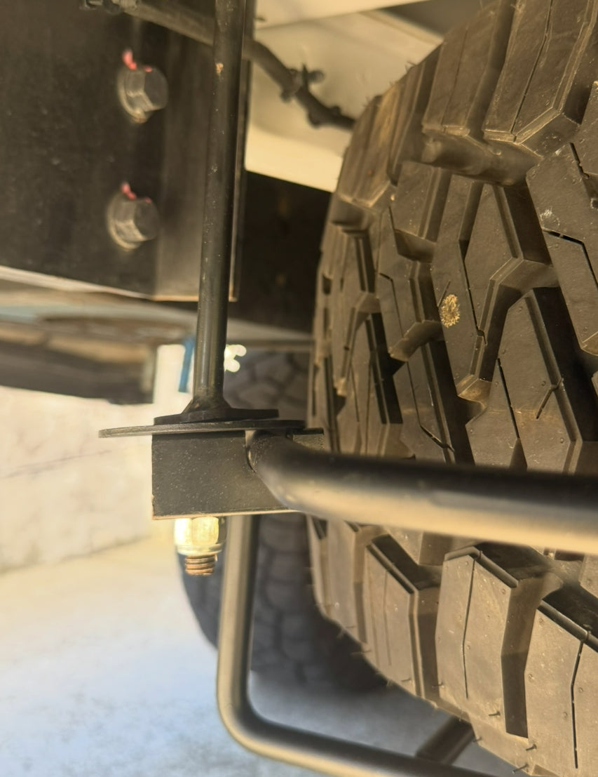 Sprinter 3500 Ekko Tire Cage