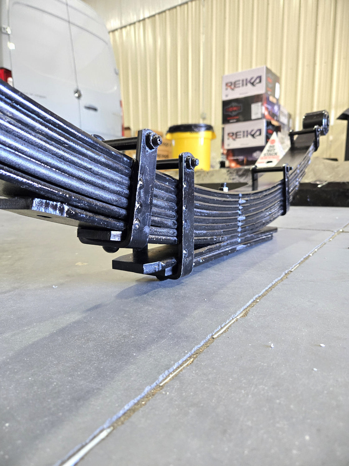 Deaver Sprinter 2500 Heavy V65 Leaf Spring Upgrade